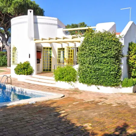 Tranquil In With Private Swimming Pool